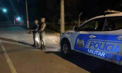 Homem é preso por conduzir moto embriagado, sem capacete e sem CNH em Cruzeiro do Sul