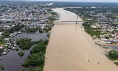 Rio Juruá ultrapassa cota de alerta em Cruzeiro do Sul