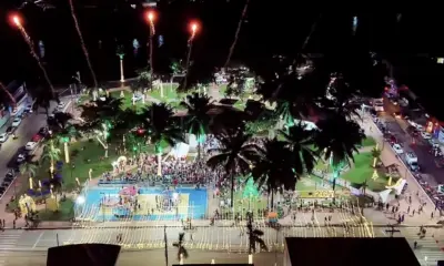 Prefeito Gerlen Diniz inaugura iluminação natalina em Sena Madureira