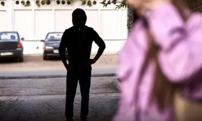 Acre registra 92 casos de stalking contra mulheres em 2025; maioria é no interior