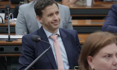 Deputado Eduardo Velloso fecha 2025 com R$ 85 milhões em emendas no Acre