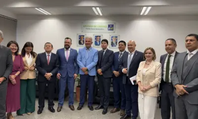 Petecão reúne parlamentares do Brasil e do Peru para avançar rotas logísticas pelo Acre