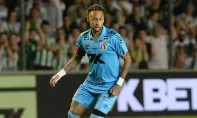 Neymar dá show, Santos vence Juventude e respira no Brasileirão