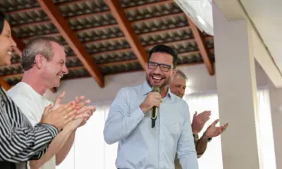 Governador Gladson Camelí e servidores comemoram 50 anos da Emater