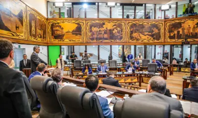 Votações sobre orçamento e emendas devem ficar para quarta-feira