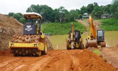 Construtora atrasa mais de 530 dias em obra de rampa de acesso ao Rio Acre