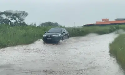 Chuvas intensas causam pontos de alagação em cerca de 10 bairros em Rio Branco
