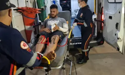 Homem é agredido por grupo com ripas, barra de ferro e pedras