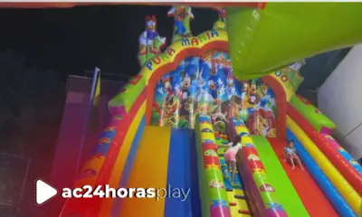 Praça da Revolução vira ponto de diversão garantida para a criançada