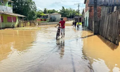 Águas avançam no Triângulo Novo e moradores relatam sofrimento com nova cheia do Rio Acre
