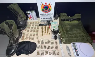 Força Tática apreende arma furtada e materiais do tráfico em chácara