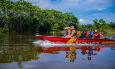 Com avanço do rio Juruá, Cruzeiro do Sul já tem 11 bairros atingidos e abrigos definidos