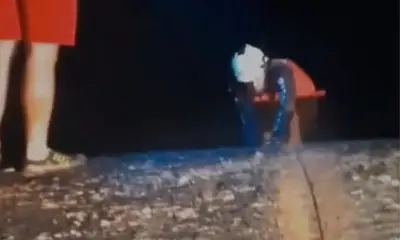 Bombeiros retiram árvore caída e liberam estrada em Xapuri após forte temporal