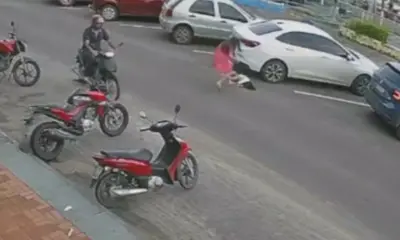 Criança é atingida por moto ao atravessar avenida em Cruzeiro do Sul