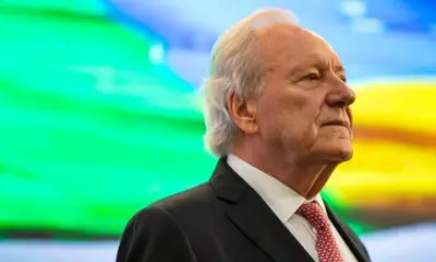 Lewandowski diz que prestou consultoria jurídica ao Banco Master