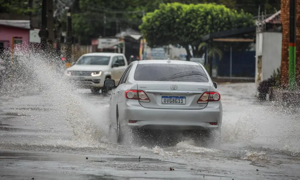 Chuva em Rio Branco acumula cerca de 40mm neste sábado, diz Defesa Civil
