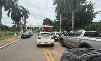 Portões são abertos na Ufac para primeiro dia do vestibular de medicina