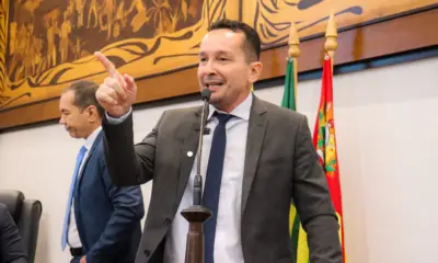 Emenda proposta por Adailton Cruz é sancionada e abre caminho para PCCR da saúde