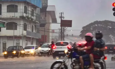 Alerta do Inmet aponta chuvas intensas com ventos de até 100 km/h no Acre