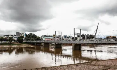Rio Acre recua novamente e segue abaixo da cota de alerta em Rio Branco