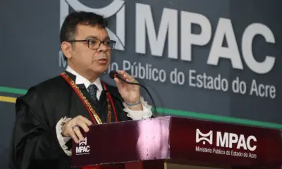 Oswaldo D’Albuquerque convoca 10 novos promotores de Justiça durante posse no MPAC