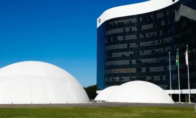 Crime organizado, IA e propaganda marcam debate sobre regras de 2026 no TSE