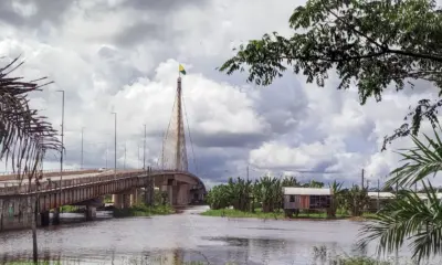 Nível do Rio Juruá volta a transbordar em Cruzeiro do Sul