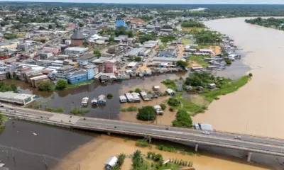 Rio Juruá fica a apenas 7 centímetros do trasbordamento em Cruzeiro do Sul