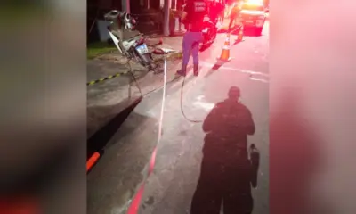 Homem é detido por emprestar moto para mulher sem CNH em Cruzeiro do Sul