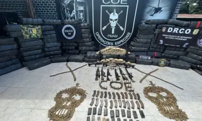 Confronto no Rio Solimões termina com apreensão de 4 toneladas de drogas