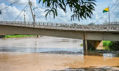 Nível do Rio Acre cai para 14,14 metros em Rio Branco