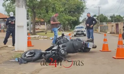 Colisão entre motocicletas deixa três pessoas feridas na capital