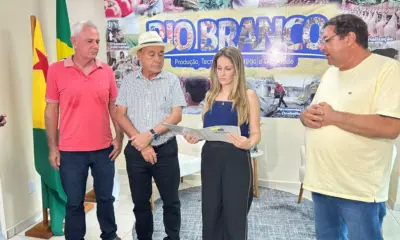 Prefeito adota novas regras para coleta de lixo e simplifica licenciamento ambiental