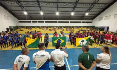 Campeonato de Futsal começa com grande público em Senador Guiomard