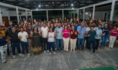 Em Tarauacá, Alan Rick anuncia novo Lar de Idosos e defende mudança de rumos para o Acre