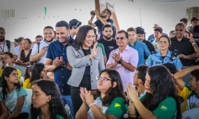 Vice-governadora participa da abertura do ano letivo e anuncia pacote histórico na Educação