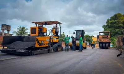 Deracre executa asfaltamento no pátio da nova sede do Samu, em Rio Branco