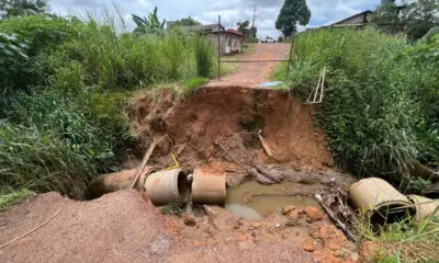 Após enxurrada, rua de Brasiléia receberá drenagem e pavimentação
