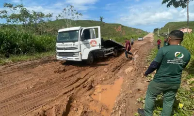 Taxistas do Acre sofrem com “atoleiro” em plena BR-364